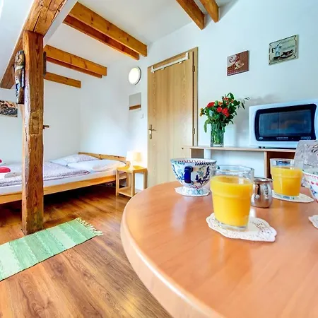 Petra * Lázně Bělohrad